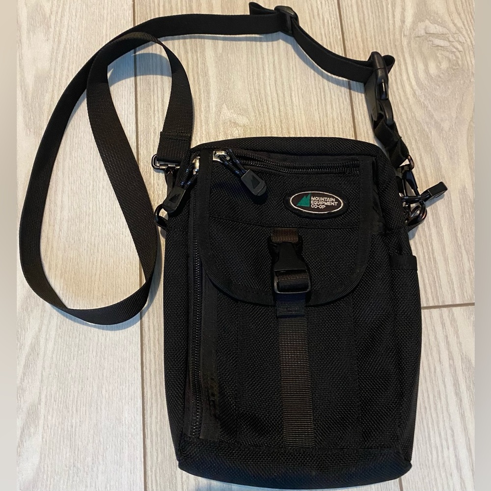MEC Crossbody/Belt Bag